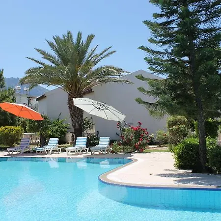 Hotel The & Agios Georgios (Kyrenia)