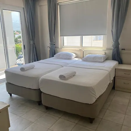 The & Hotel 3*