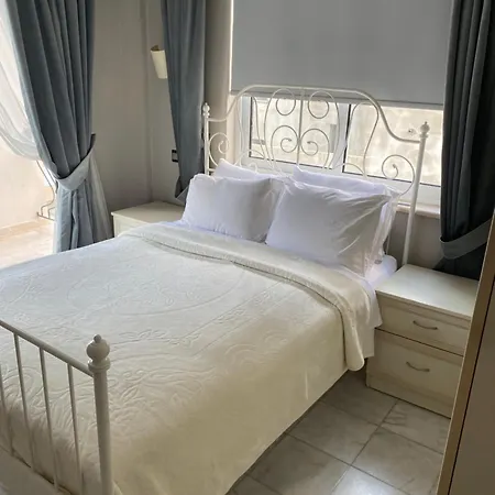 Hotel The & Agios Georgios (Kyrenia)