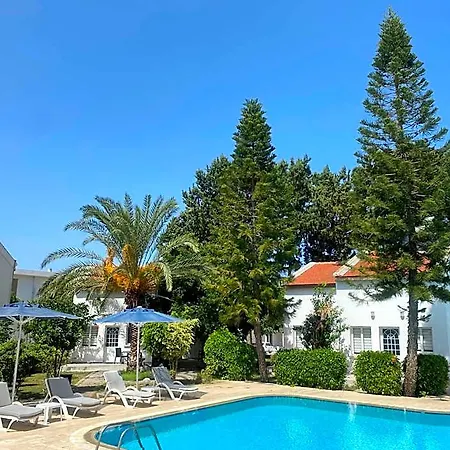 The & Hotel Agios Georgios (Kyrenia)