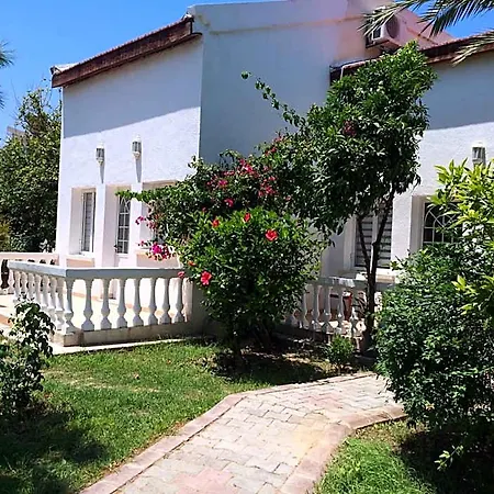 Hotel The & Agios Georgios (Kyrenia)