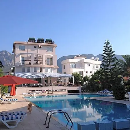 Hotel The & Agios Georgios (Kyrenia)