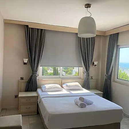 Hotel The & Agios Georgios (Kyrenia)
