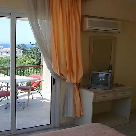 The & Hotel Agios Georgios (Kyrenia)