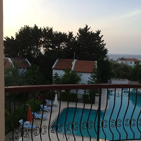Hotel The &