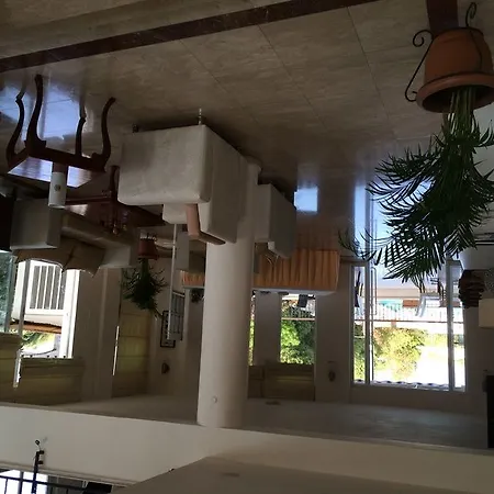 The & 2* Agios Georgios (Kyrenia)