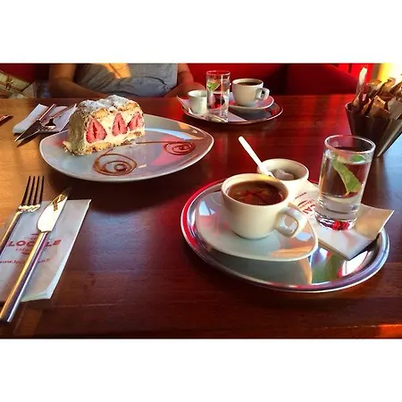 فندق The & 2*