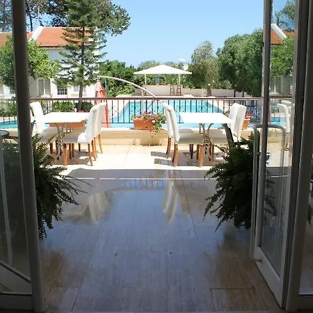 Hotel The & Agios Georgios (Kyrenia)