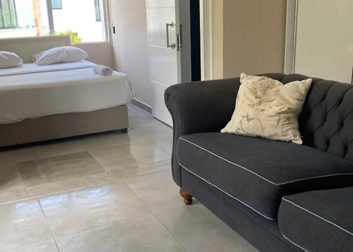 The & Agios Georgios (Kyrenia)