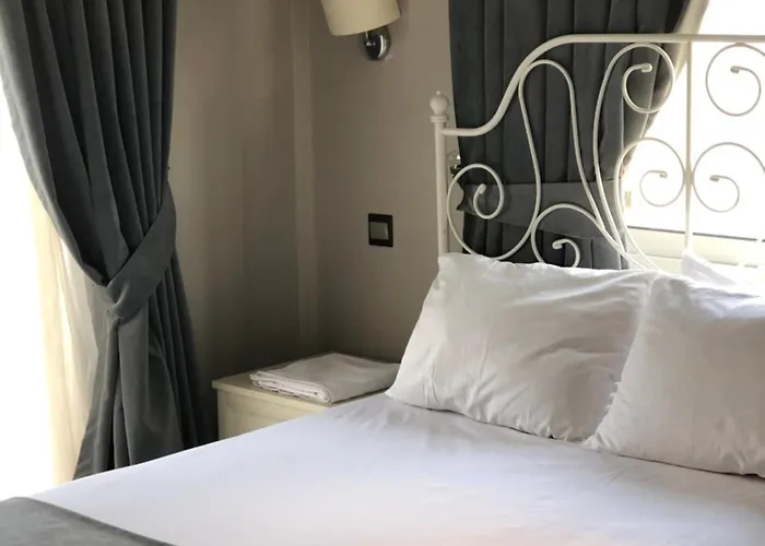 The & 호텔 Agios Georgios (Kyrenia)